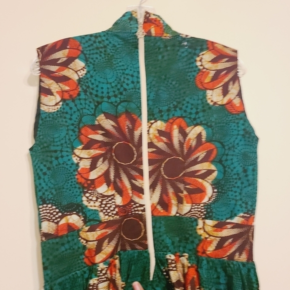 Women's Green Ankara Floral Print Sleeveless Midi Length Dress (Size Medium) - Picture 8 of 11